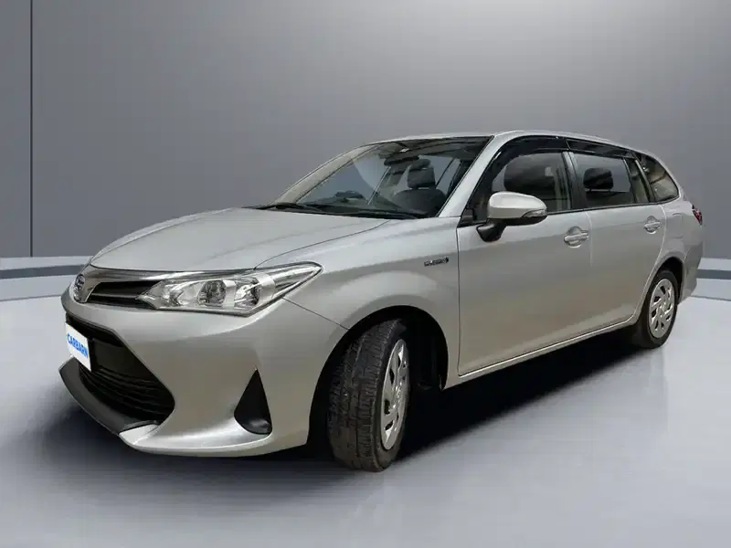 2019 Toyota Corolla Fielder NKE165G in Silver — exterior view 2 2019 Toyota Corolla Fielder NKE165G in Silver — exterior view 2
