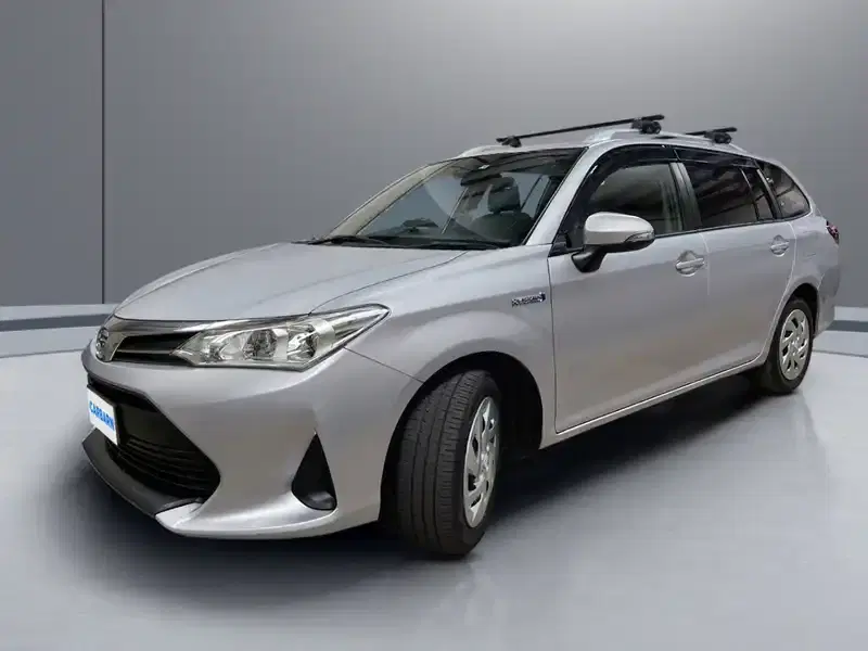 2019 Toyota Corolla Fielder NKE165G in Silver — exterior view 2 2019 Toyota Corolla Fielder NKE165G in Silver — exterior view 2