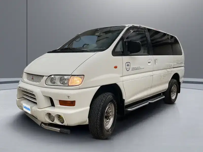 1999 Mitsubishi Delica PD6W in White — exterior view 2 1999 Mitsubishi Delica PD6W in White — exterior view 2