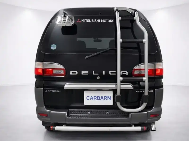 1997 Mitsubishi Delica PE8W in Black — exterior view 5 1997 Mitsubishi Delica PE8W in Black — exterior view 5