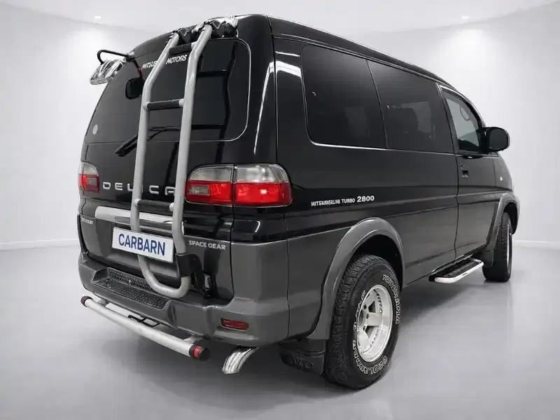 1997 Mitsubishi Delica PE8W in Black — exterior view 6 1997 Mitsubishi Delica PE8W in Black — exterior view 6