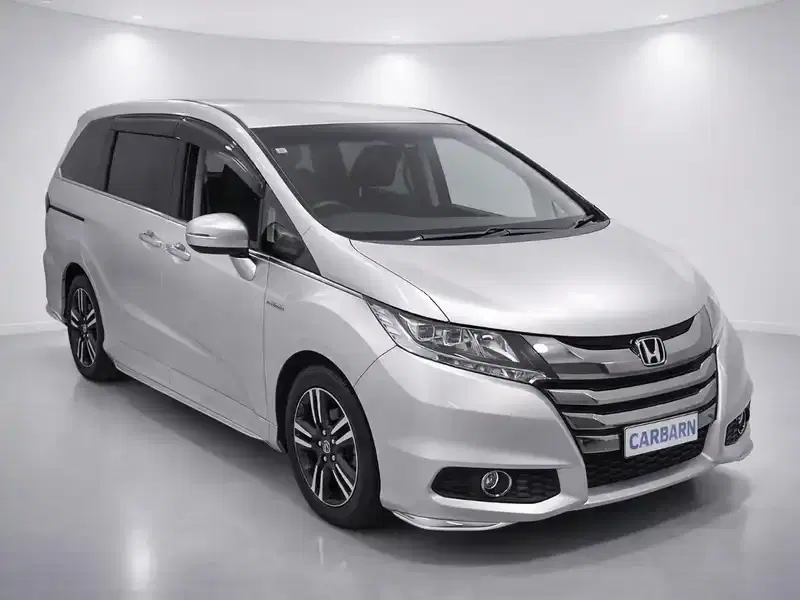 2017 Honda Odyssey RC4 in Silver — exterior view 1 2017 Honda Odyssey RC4 in Silver — exterior view 1