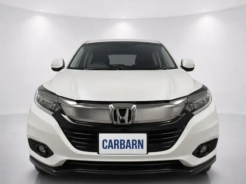 2019 Honda Vezel RU3 in Pearl — exterior view 8 2019 Honda Vezel RU3 in Pearl — exterior view 8