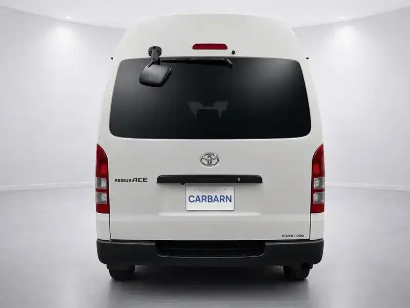 2019 Toyota Hiace TRH200K in White — exterior view 5 2019 Toyota Hiace TRH200K in White — exterior view 5