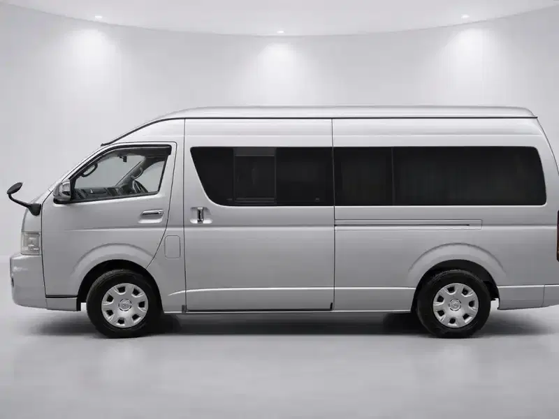 2007 Toyota Hiace TRH221K in Silver — exterior view 3 2007 Toyota Hiace TRH221K in Silver — exterior view 3