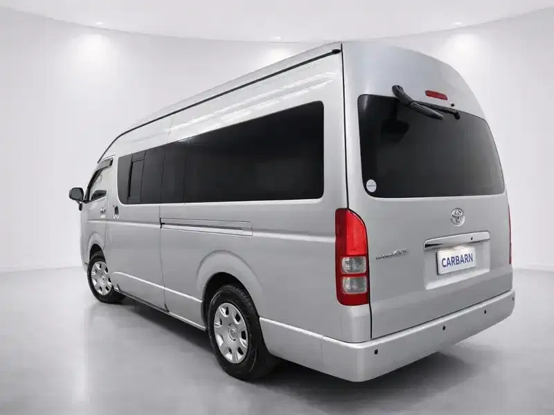 2007 Toyota Hiace TRH221K in Silver — exterior view 4 2007 Toyota Hiace TRH221K in Silver — exterior view 4