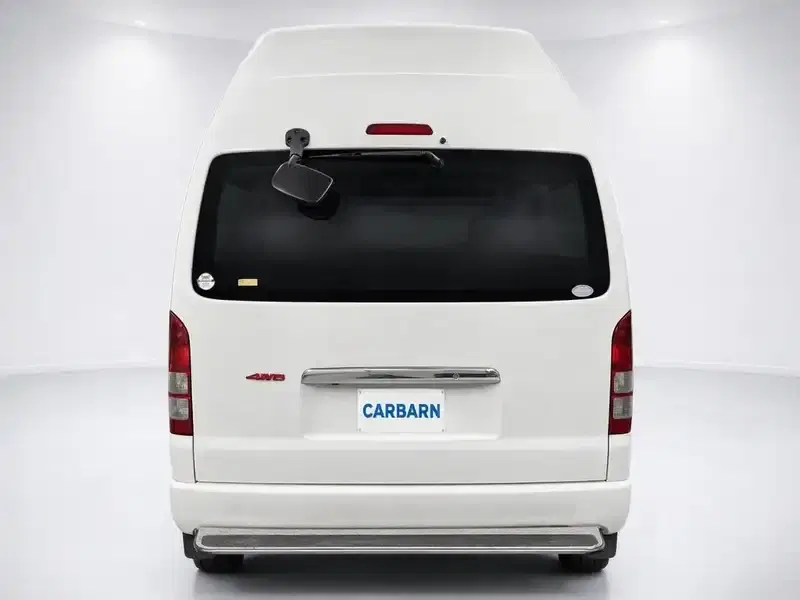 2008 Toyota Hiace TRH226S in White — exterior view 5 2008 Toyota Hiace TRH226S in White — exterior view 5