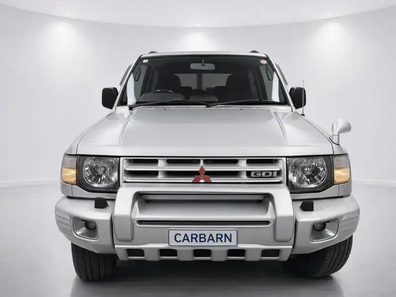 1998 Mitsubishi Pajero V25 in Silver — exterior view 8 1998 Mitsubishi Pajero V25 in Silver — exterior view 8