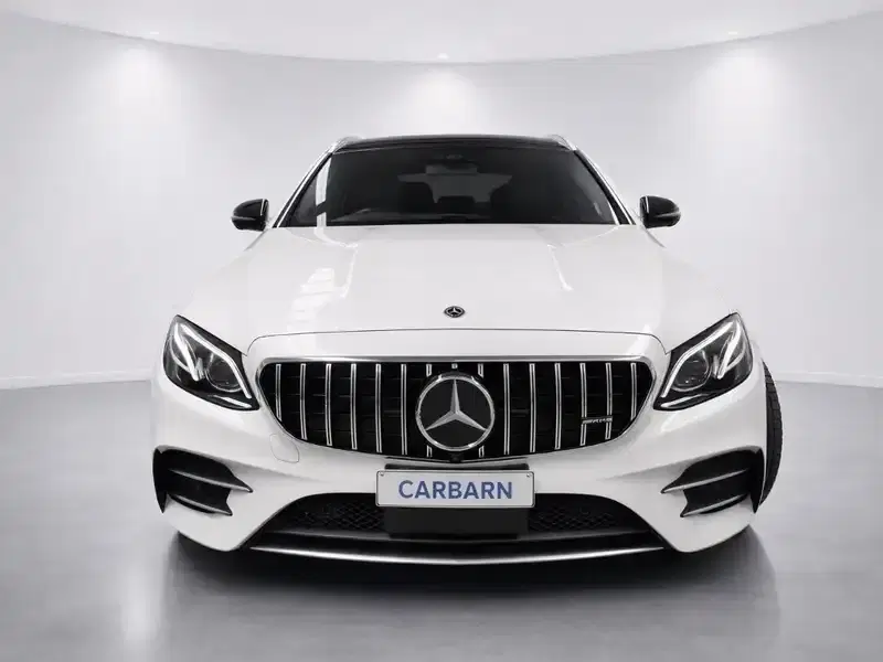 2018 Mercedes-benz E-Class W213 in White — exterior view 6 2018 Mercedes-benz E-Class W213 in White — exterior view 6