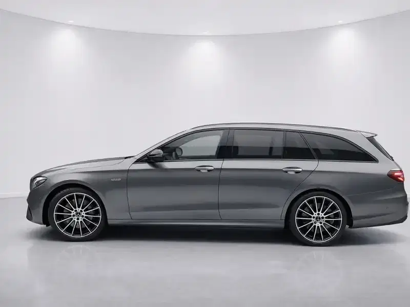 2017 Mercedes-benz E-Class W213 in Grey — exterior view 3 2017 Mercedes-benz E-Class W213 in Grey — exterior view 3