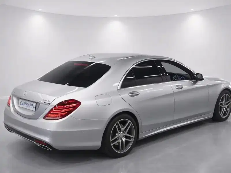 2014 Mercedes-benz S-Class W222 in Silver — exterior view 4 2014 Mercedes-benz S-Class W222 in Silver — exterior view 4