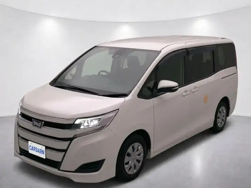 2021 Toyota Noah ZRR80G in Pearl — exterior view 2 2021 Toyota Noah ZRR80G in Pearl — exterior view 2