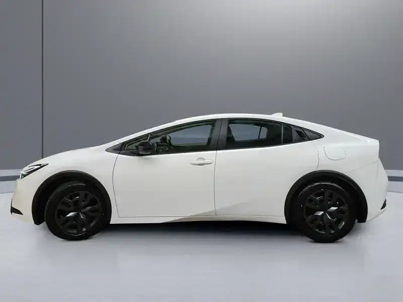 2 - TOYOTA Prius 2 - TOYOTA Prius