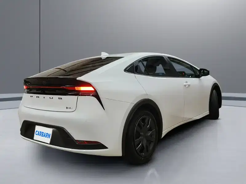 5 - TOYOTA Prius 5 - TOYOTA Prius