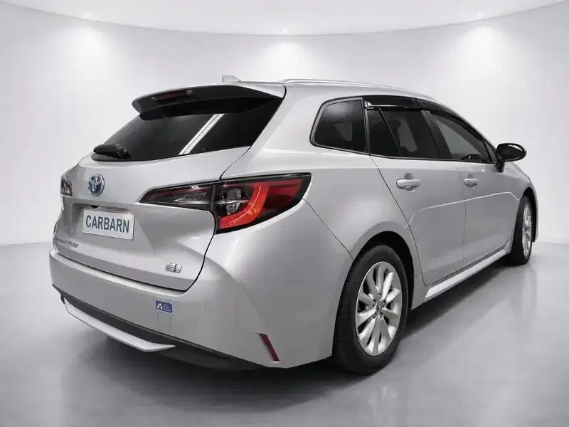 2021 Toyota Corolla ZWE211W in Silver — exterior view 6 2021 Toyota Corolla ZWE211W in Silver — exterior view 6