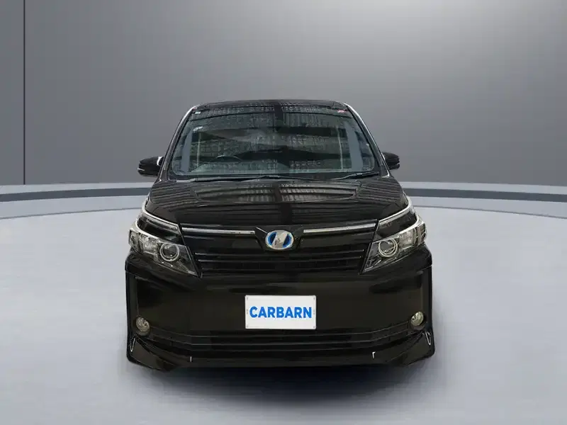 2014 Toyota Voxy ZWR80G in Black — exterior view 8 2014 Toyota Voxy ZWR80G in Black — exterior view 8