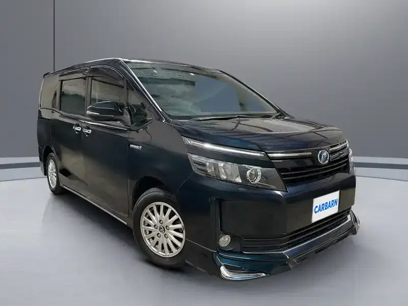 2014 Toyota Voxy ZWR80G in Black — exterior view 1 2014 Toyota Voxy ZWR80G in Black — exterior view 1