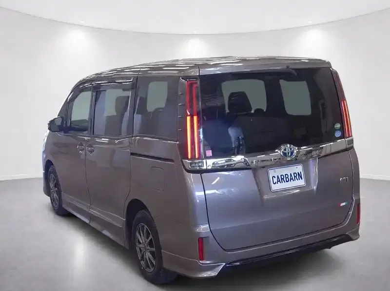 1 - TOYOTA Noah 1 - TOYOTA Noah