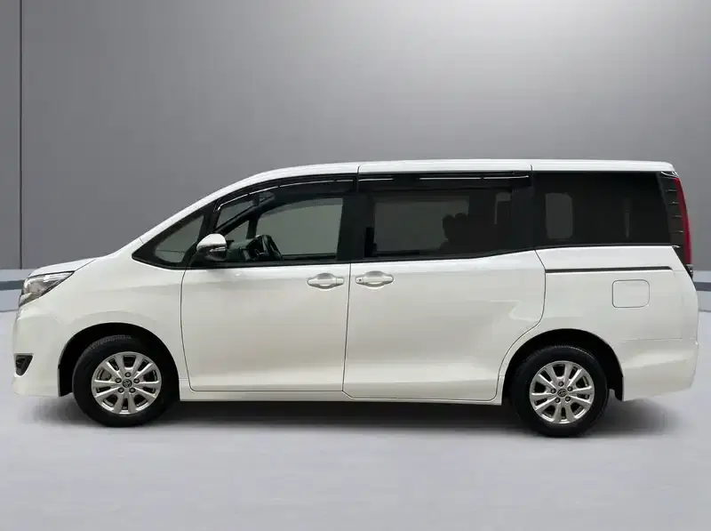 2 - TOYOTA Noah 2 - TOYOTA Noah