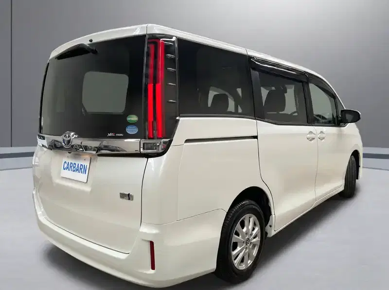 5 - TOYOTA Noah 5 - TOYOTA Noah