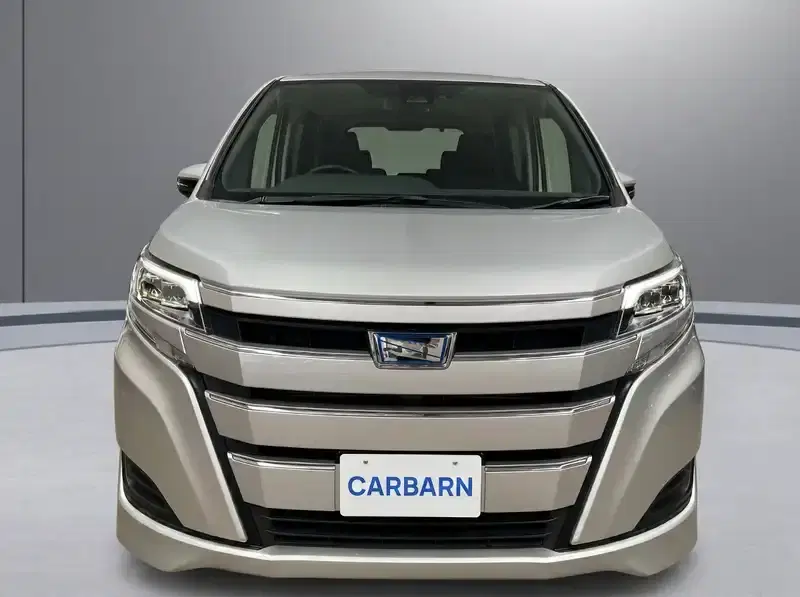 7 - TOYOTA Noah 7 - TOYOTA Noah