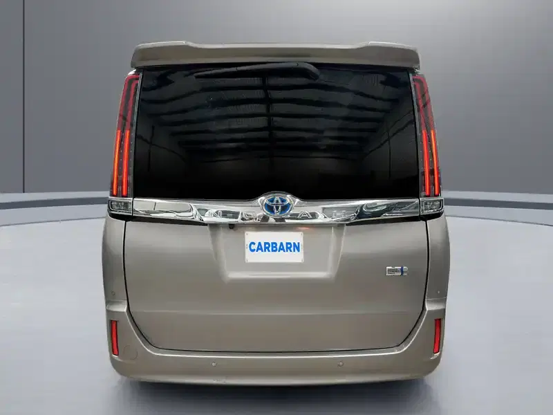 4 - TOYOTA Noah 4 - TOYOTA Noah