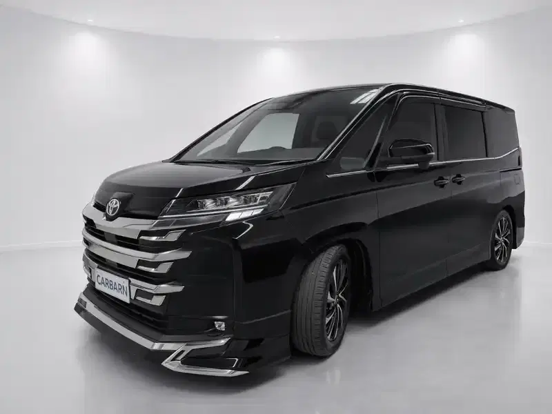 2023 Toyota Noah ZWR90W in Black — exterior view 2 2023 Toyota Noah ZWR90W in Black — exterior view 2