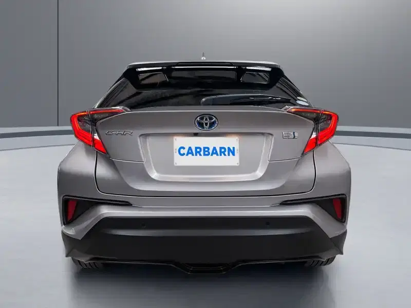 2017 Toyota C-HR ZYX10 in Grey — exterior view 5 2017 Toyota C-HR ZYX10 in Grey — exterior view 5