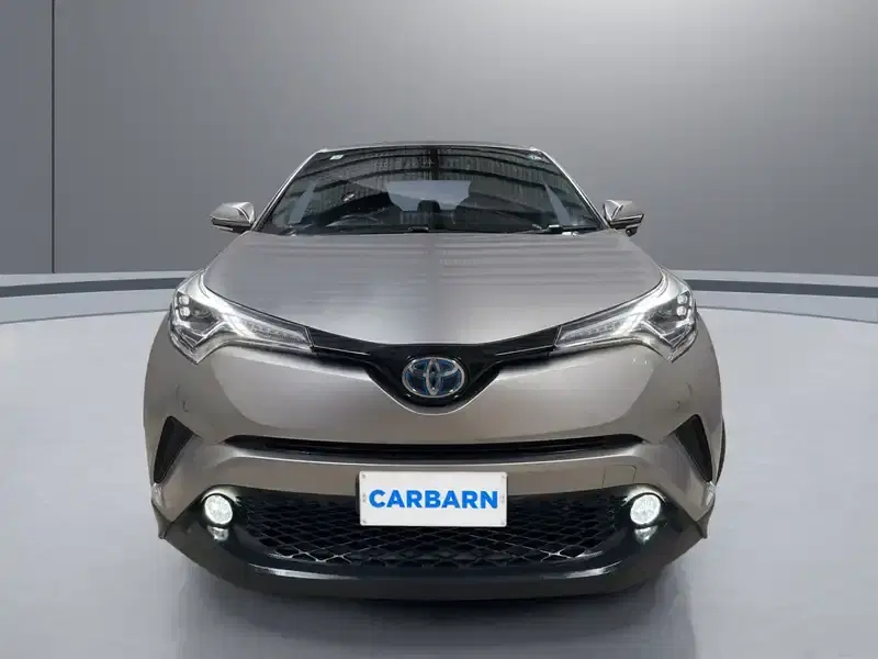 2017 Toyota C-HR ZYX10 in Grey — exterior view 8 2017 Toyota C-HR ZYX10 in Grey — exterior view 8
