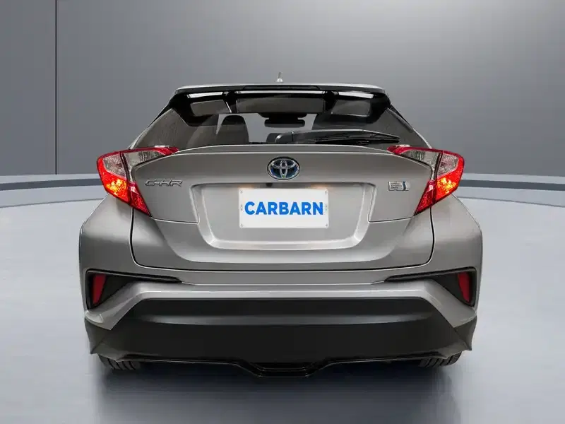 2017 Toyota C-HR ZYX10 in Grey — exterior view 5 2017 Toyota C-HR ZYX10 in Grey — exterior view 5