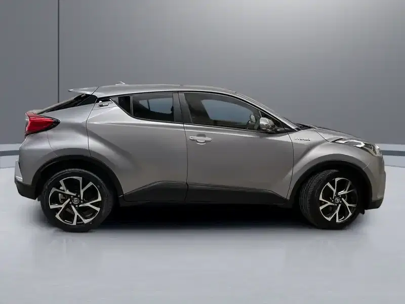 2017 Toyota C-HR ZYX10 in Grey — exterior view 7 2017 Toyota C-HR ZYX10 in Grey — exterior view 7