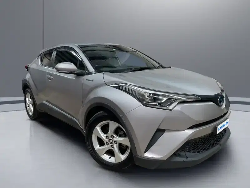 2018 Toyota C-HR ZYX10 in Silver — exterior view 1 2018 Toyota C-HR ZYX10 in Silver — exterior view 1