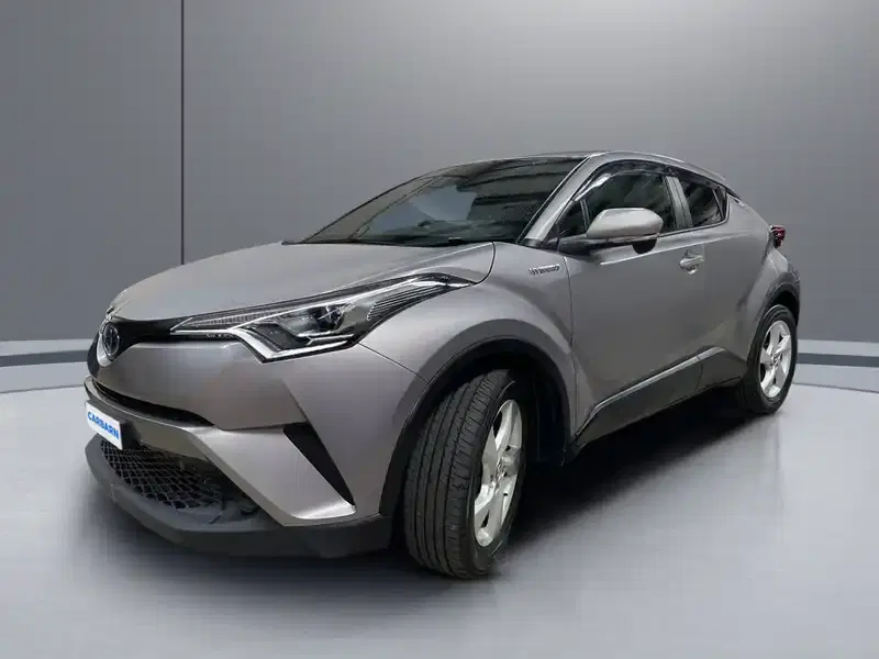 2018 Toyota C-HR ZYX10 in Silver — exterior view 2 2018 Toyota C-HR ZYX10 in Silver — exterior view 2