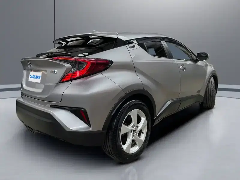 2018 Toyota C-HR ZYX10 in Silver — exterior view 6 2018 Toyota C-HR ZYX10 in Silver — exterior view 6