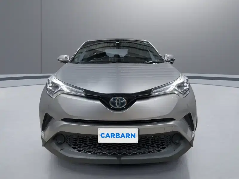 2018 Toyota C-HR ZYX10 in Silver — exterior view 8 2018 Toyota C-HR ZYX10 in Silver — exterior view 8