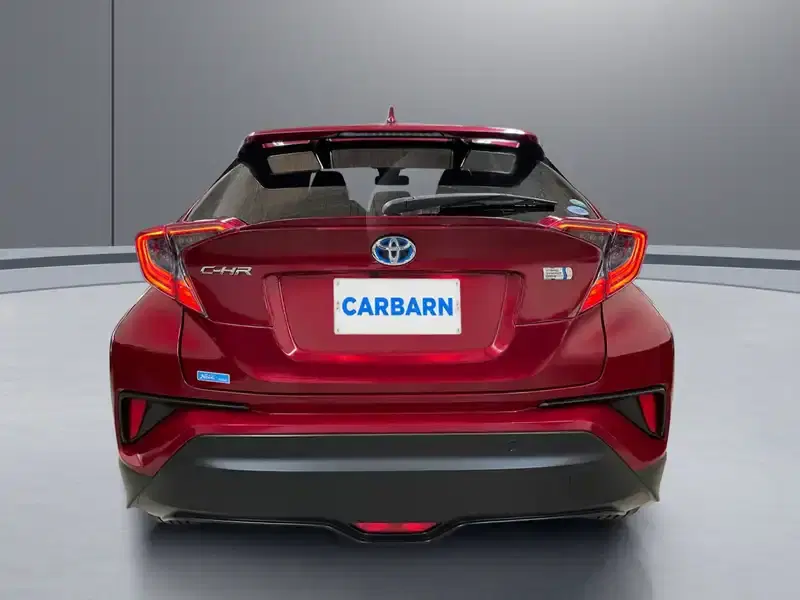 2018 Toyota C-HR ZYX10 in Red — exterior view 5 2018 Toyota C-HR ZYX10 in Red — exterior view 5