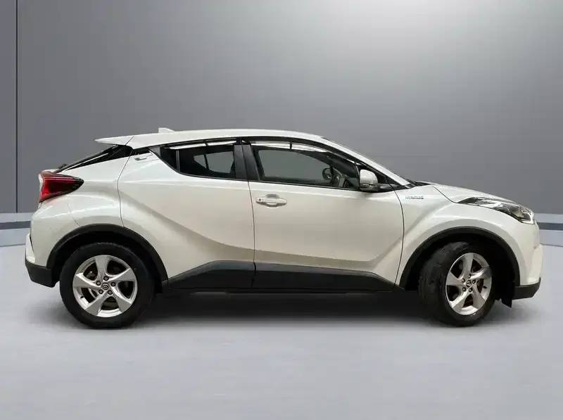 6 - TOYOTA C-HR 6 - TOYOTA C-HR