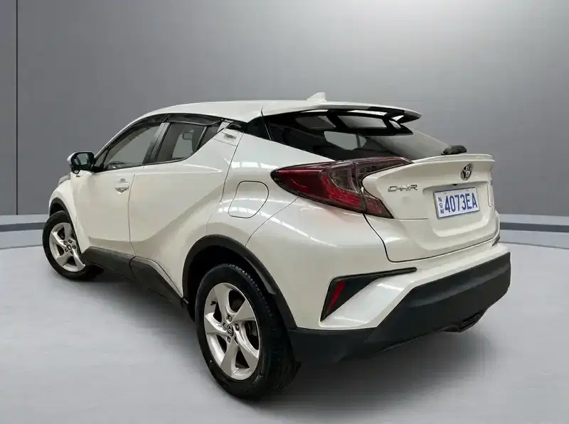 3 - TOYOTA C-HR 3 - TOYOTA C-HR