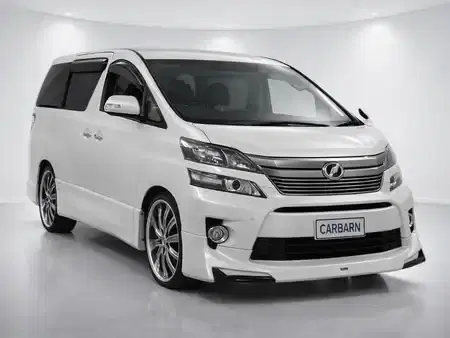 2013 Toyota Vellfire 69,000 km 2013 Toyota Vellfire 69,000 km