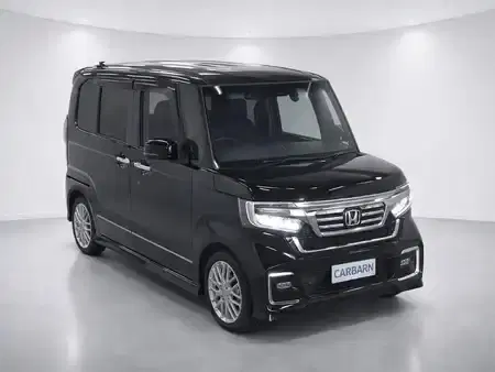 2021 Honda N BOX CUSTOM 10,000 km 2021 Honda N BOX CUSTOM 10,000 km
