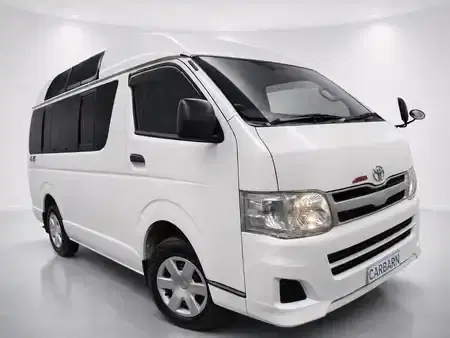 2013 Toyota Hiace 165,833 km 2013 Toyota Hiace 165,833 km