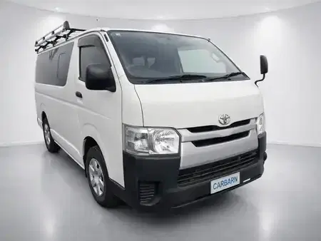 2016 Toyota Hiace 146,598 km 2016 Toyota Hiace 146,598 km