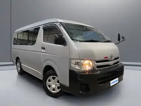 2011 Toyota Hiace 230,812 km 2011 Toyota Hiace 230,812 km