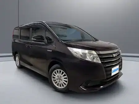 2014 Toyota Noah 150,385 km 2014 Toyota Noah 150,385 km