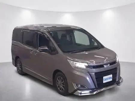 2020 Toyota Noah 65,000 km 2020 Toyota Noah 65,000 km